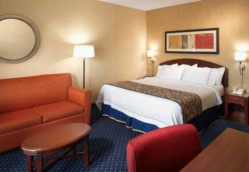 Courtyard By Marriott Cleveland Willoughby Hotel Bagian luar foto
