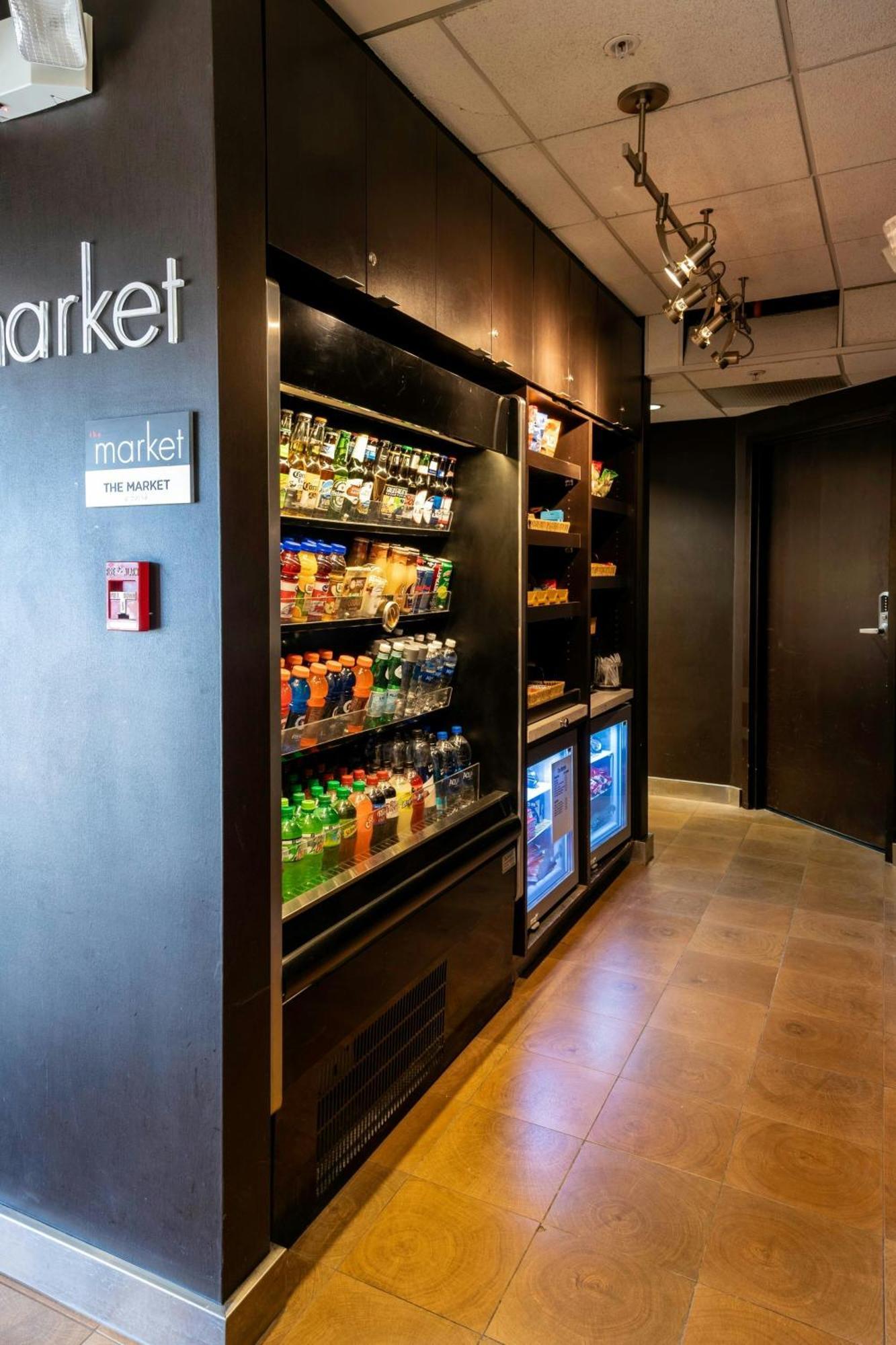 Courtyard By Marriott Cleveland Willoughby Hotel Bagian luar foto