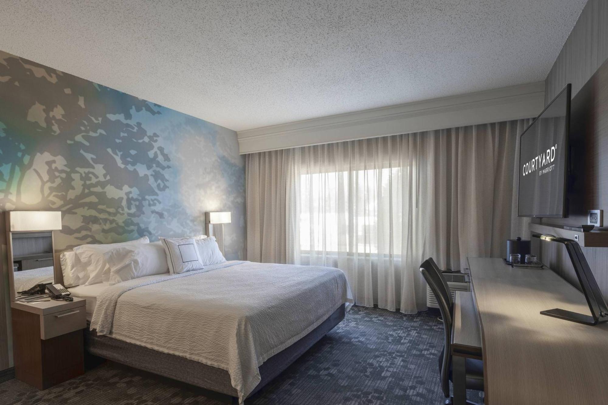 Courtyard By Marriott Cleveland Willoughby Hotel Bagian luar foto