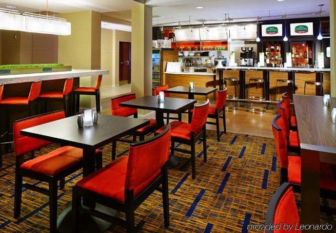 Courtyard By Marriott Cleveland Willoughby Hotel Restoran foto